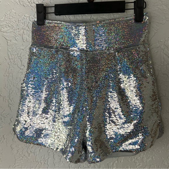 Akira | Holiday Sequin Fitted Big Booty Shorts NWT Size S - Picture 5 of 16
